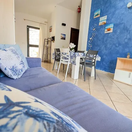 Feriehus Pina & Paolo With Swimming Pool In 10 Min From San Teodoro (Sardinia)